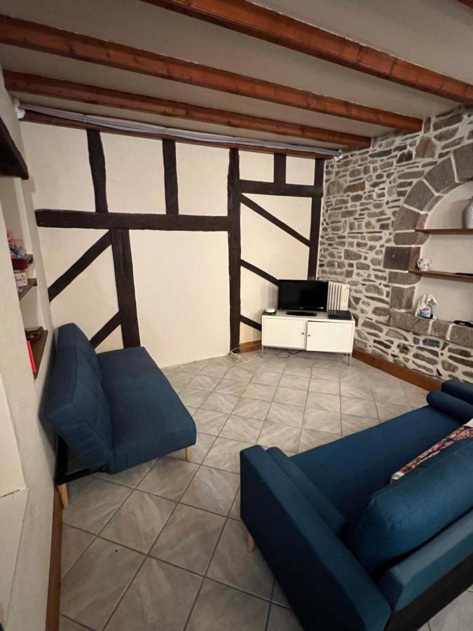 Chambres D'Hotes La Begaudiere ดอล-เดอ-เบรอตาญ ภายนอก รูปภาพ